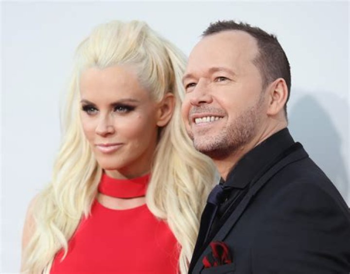 Breaking News: Donnie Wahlberg And Jenny McCarthy Divorce Finalized