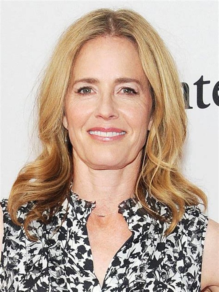 Elisabeth Shue: Hollywood Icon And Multifaceted Star