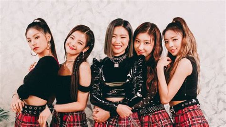 The Ultimate Guide To ITZY Members: Profiles, Facts, And More