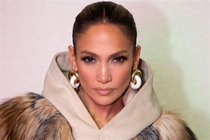 Breaking News: Jennifer Lopez Cancels Tour